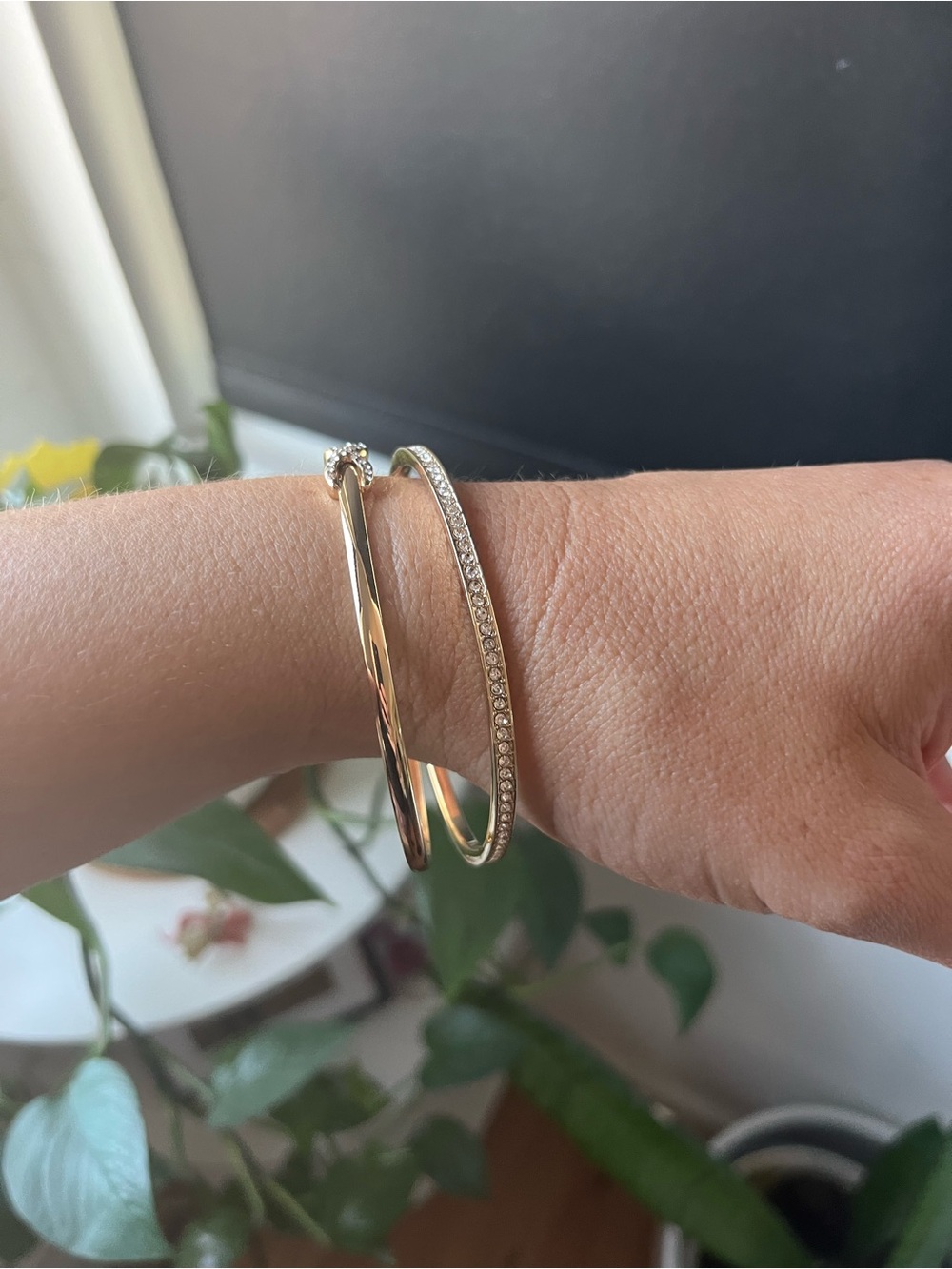 Macys Elegant Gold-Tone Knot and Pavé Bracelet Set - Women - Picture 2 of 2